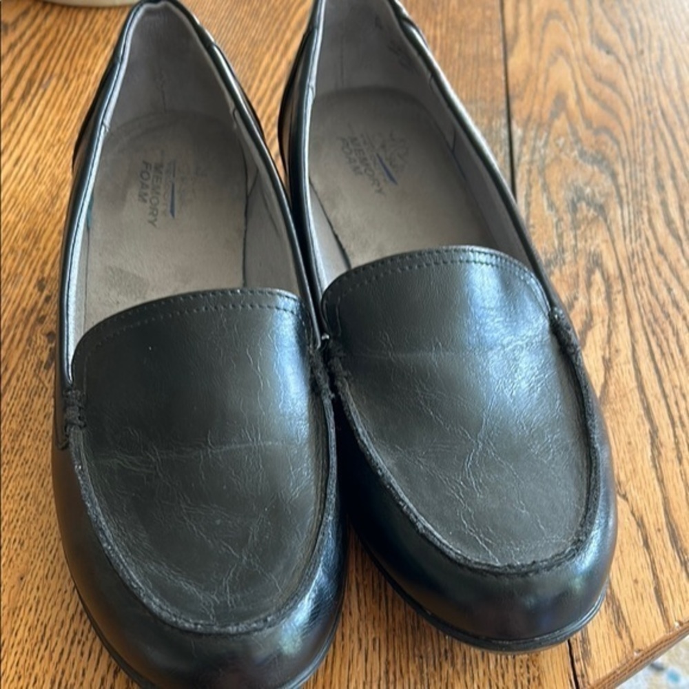 Life Stride Elegant Black Loafers